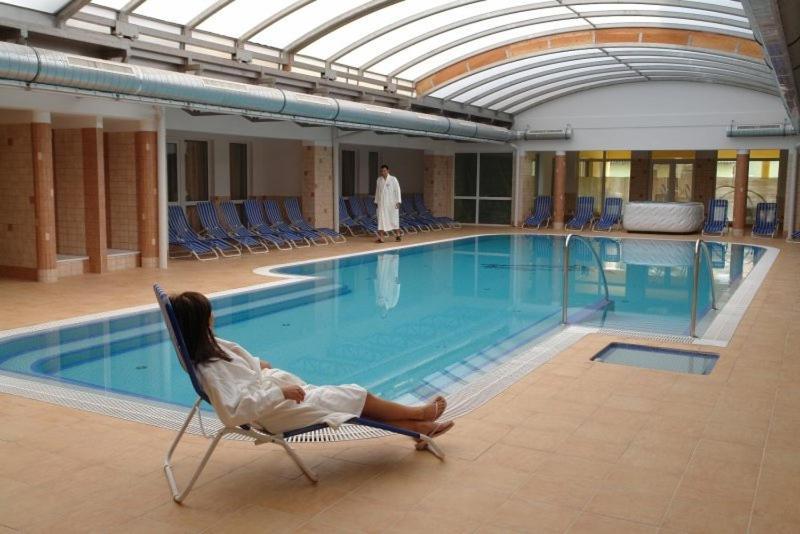 Ta'Karos Apartman Zalakaros Exteriör bild